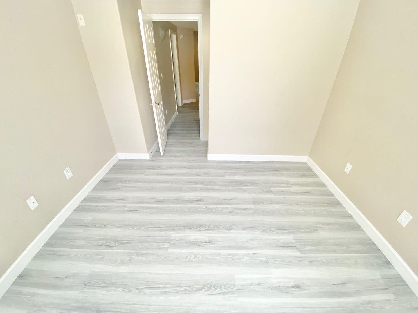 Las Vegas House: 4400 Jones Blvd #2115