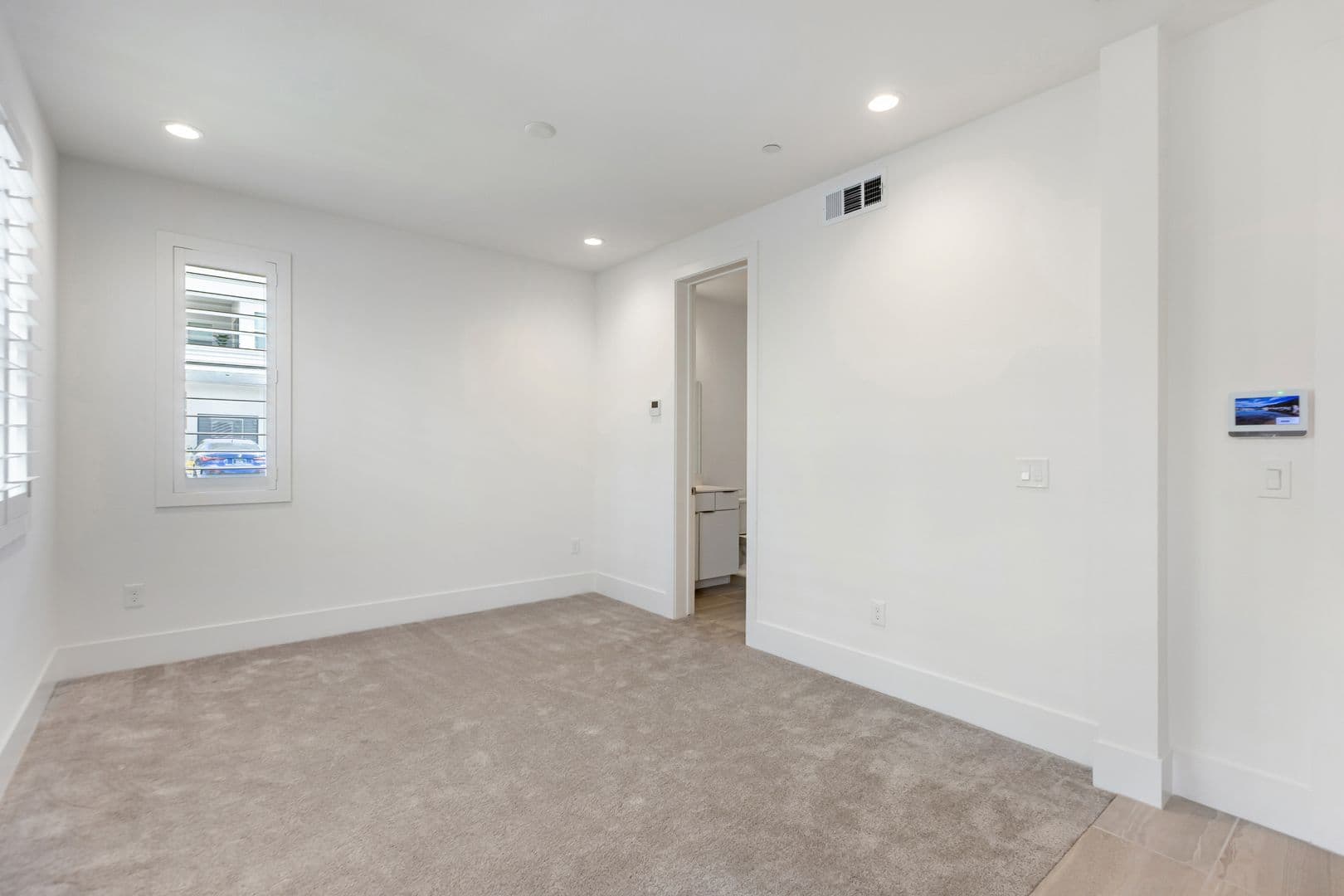 Las Vegas House: 647 Spotted Falcon St