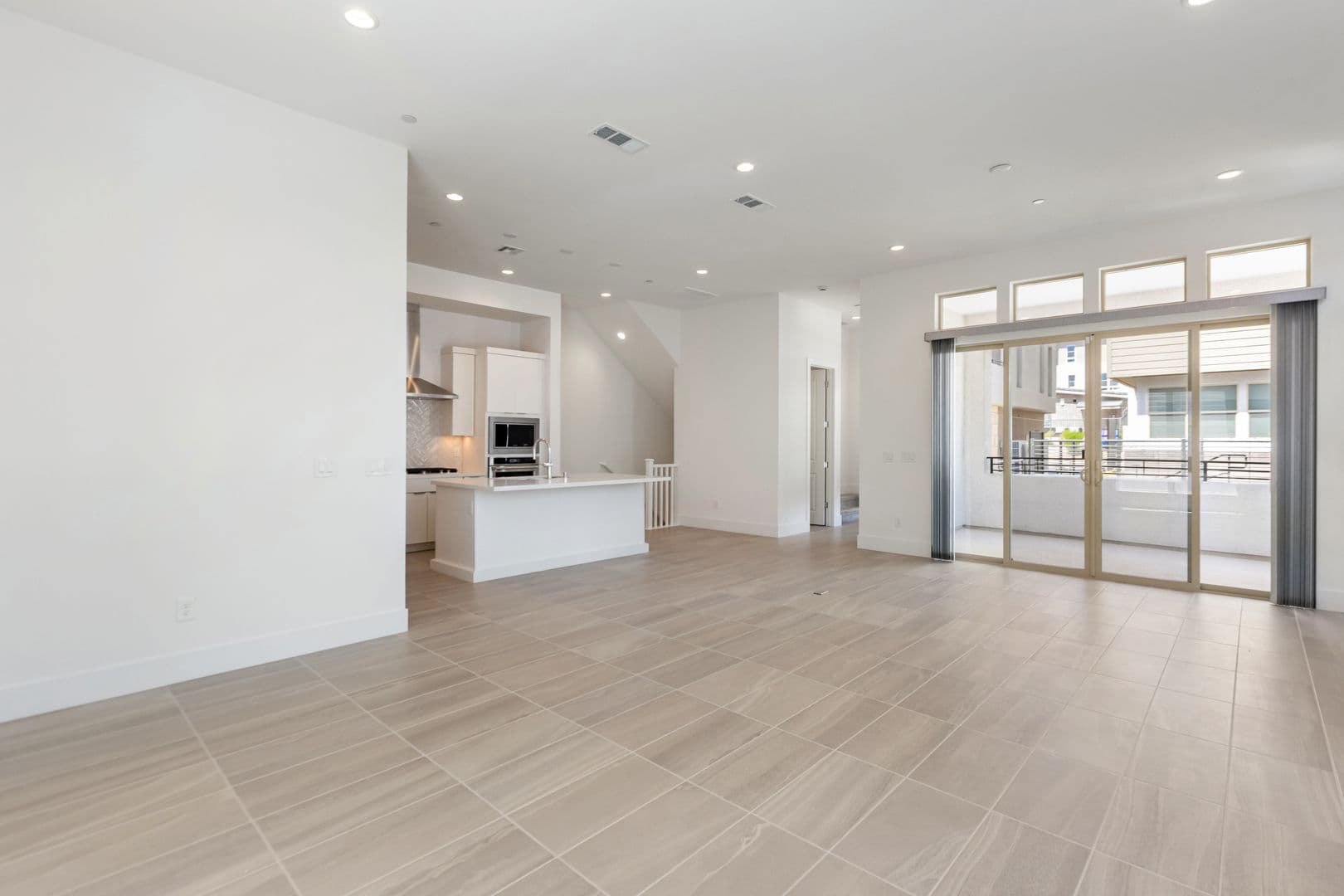 Las Vegas House: 647 Spotted Falcon St