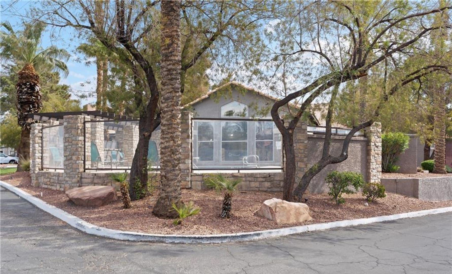 Las Vegas House: 2750 S. Durango Dr #2061