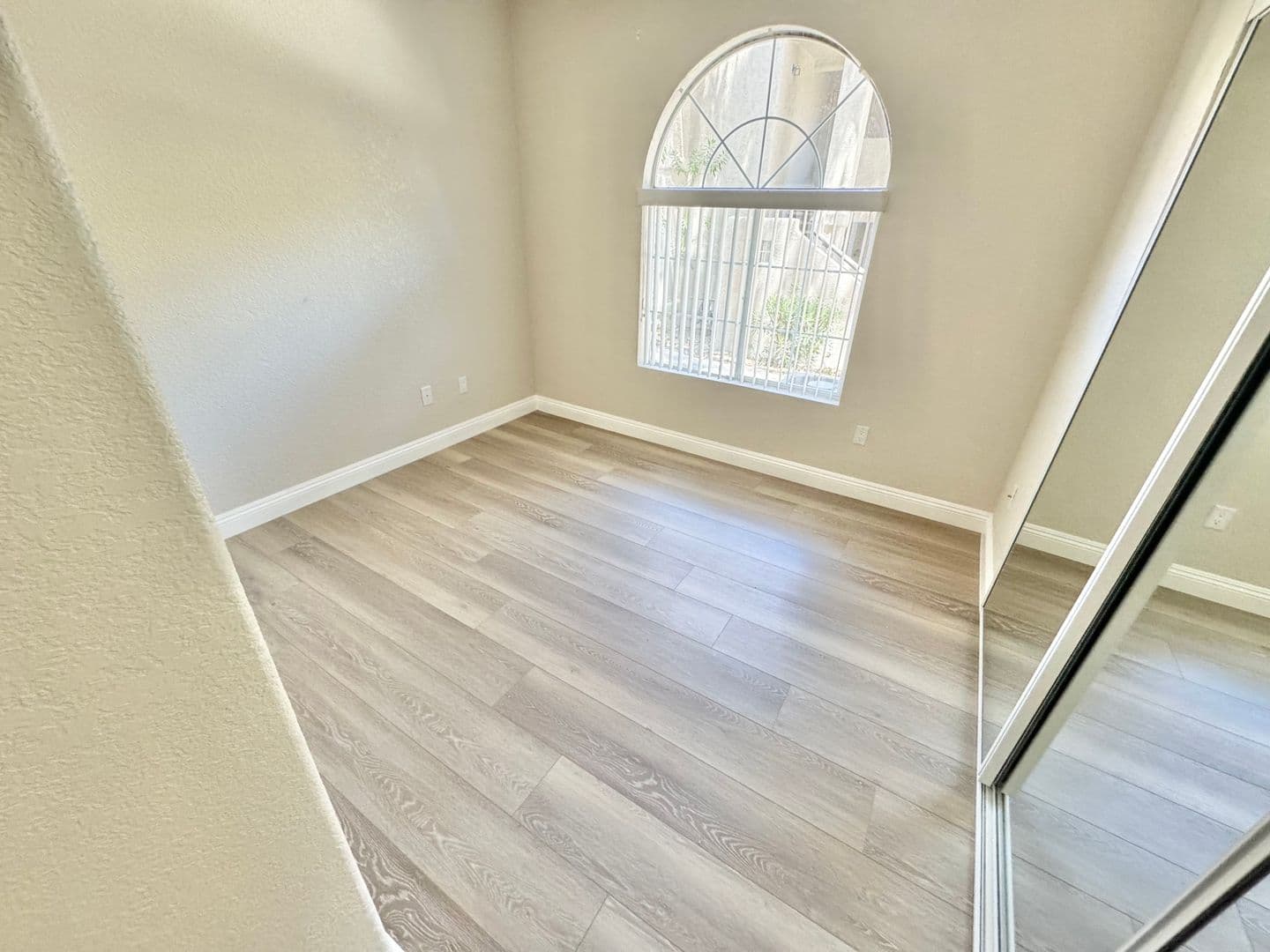 Henderson House: 2251 Wigwam Parkway #514