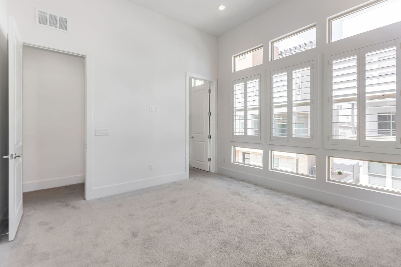 Las Vegas House: 647 Spotted Falcon St