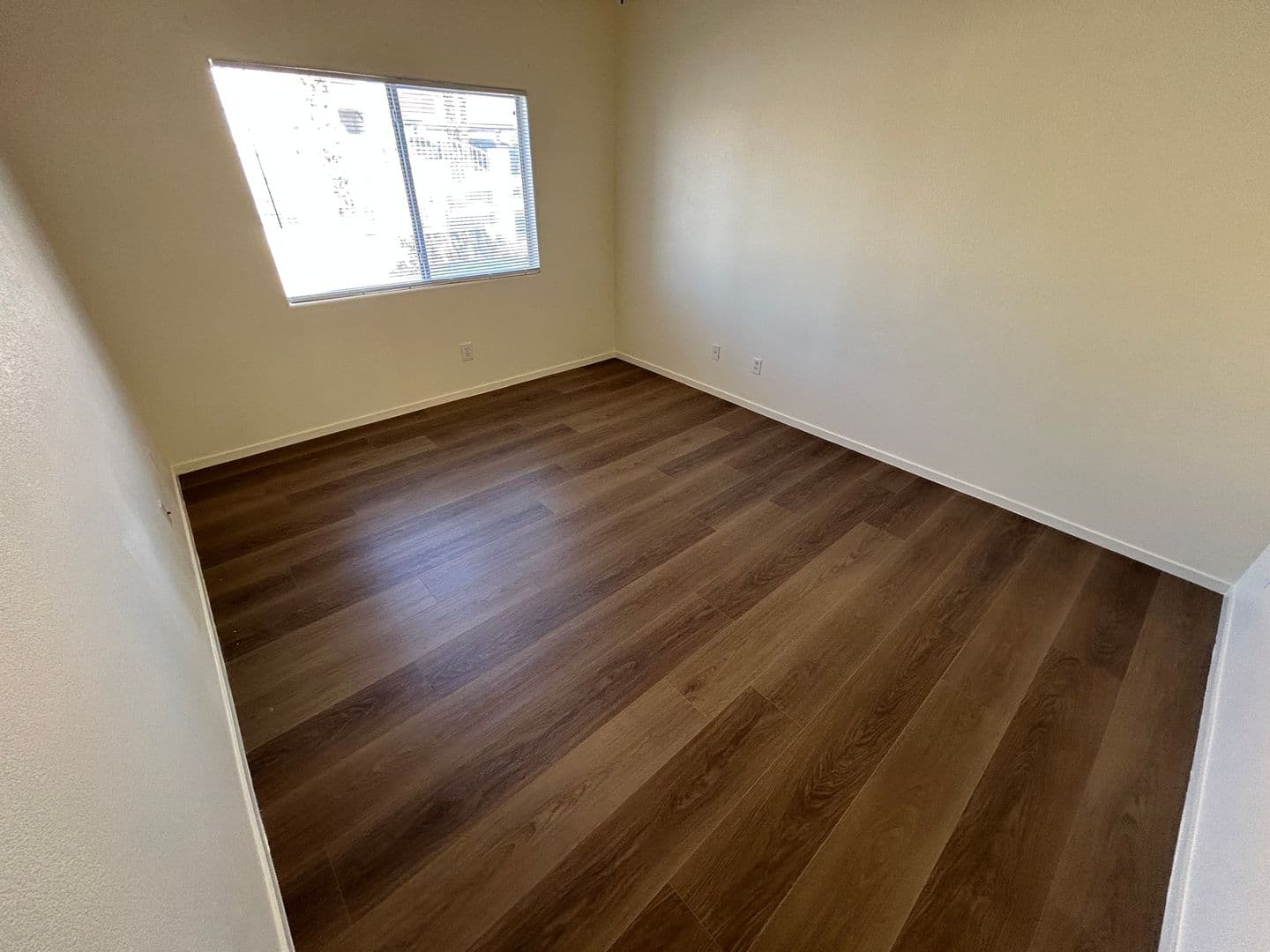 Las Vegas House: 2110 N Los Feliz St