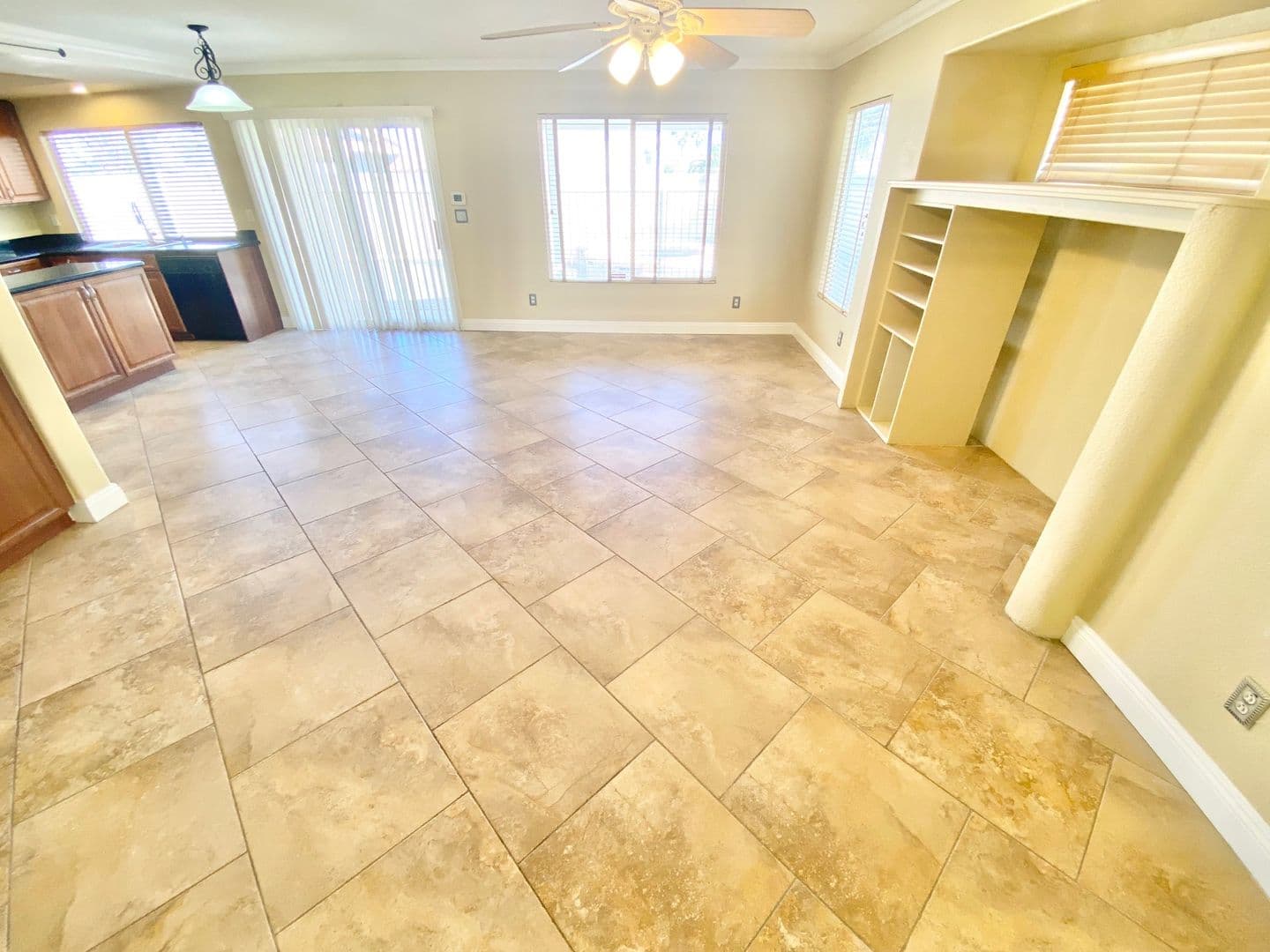 Las Vegas House: 8482 Canvas Vest Court