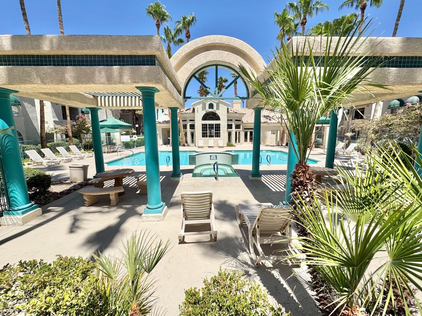 Henderson House: 2251 Wigwam Parkway #514