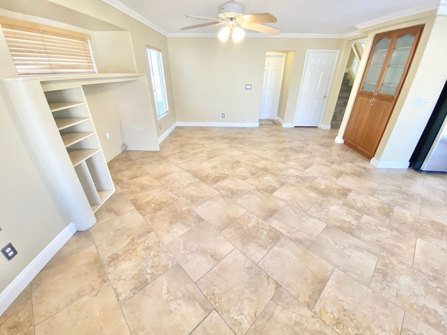 Las Vegas House: 8482 Canvas Vest Court
