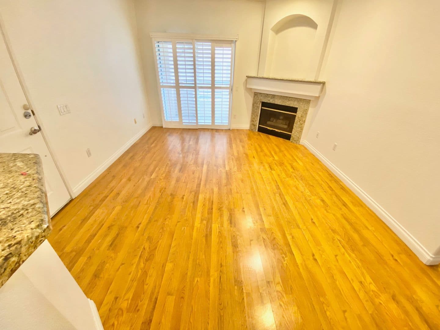 Las Vegas Condo: 5415 W Harmon Ave #1037