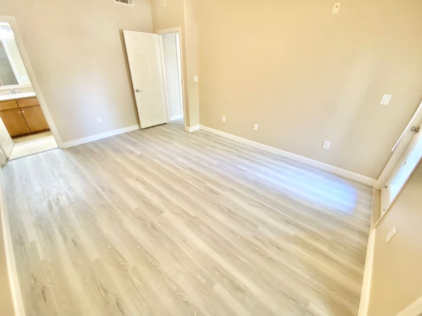 Las Vegas House: 4400 Jones Blvd #2115