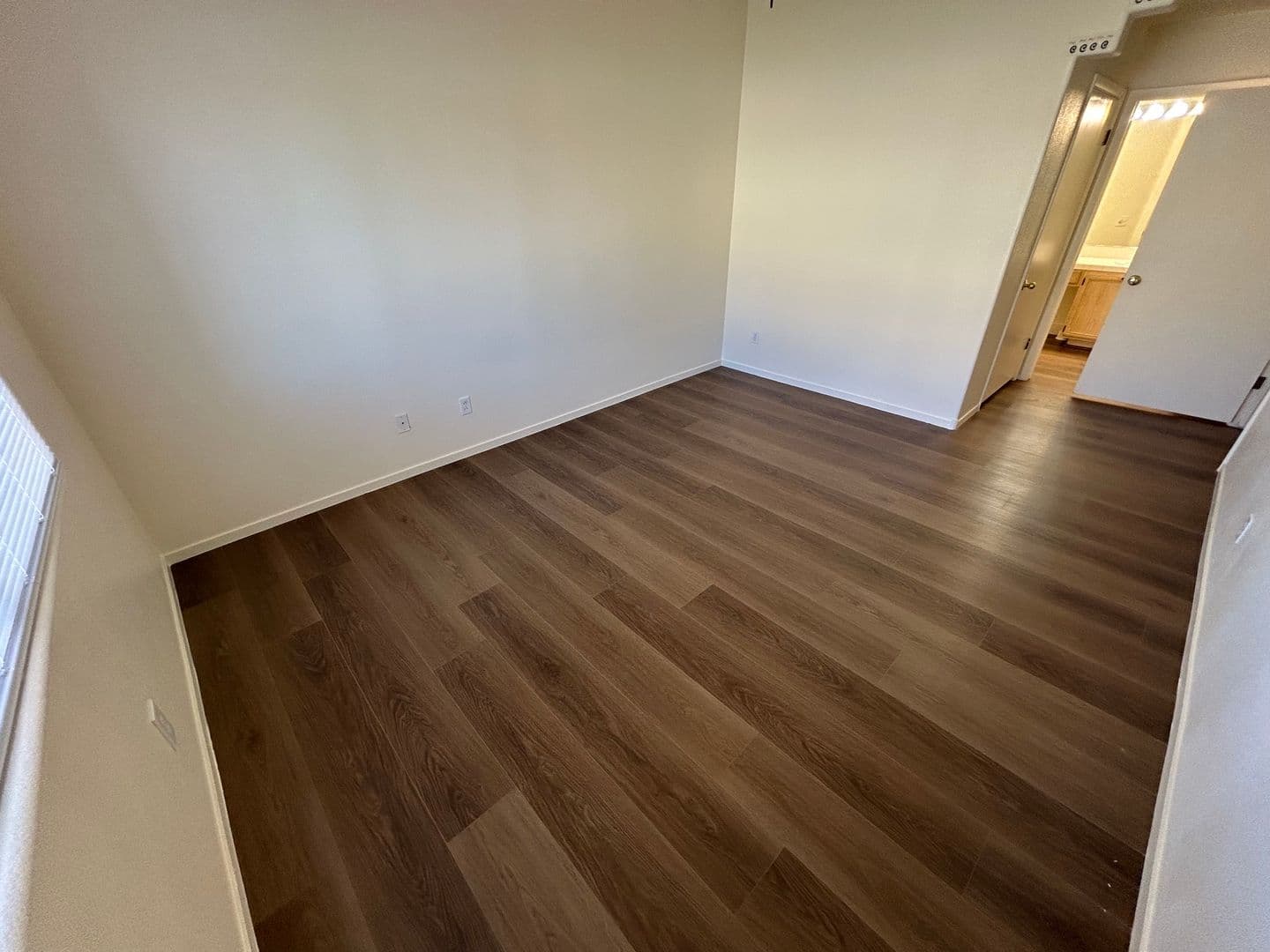 Las Vegas House: 2110 N Los Feliz St
