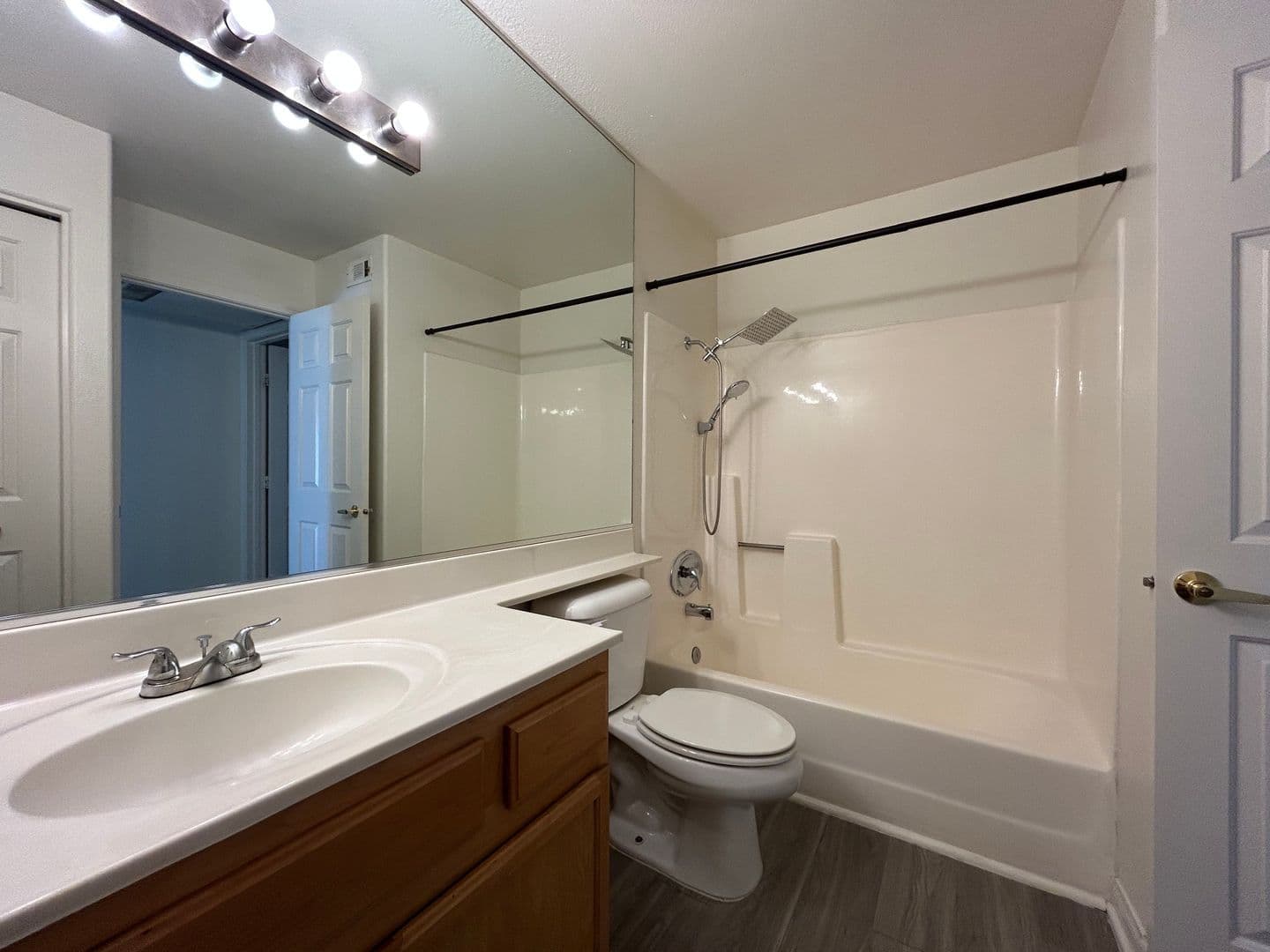 Las Vegas House: 2978 Juniper Hills #201