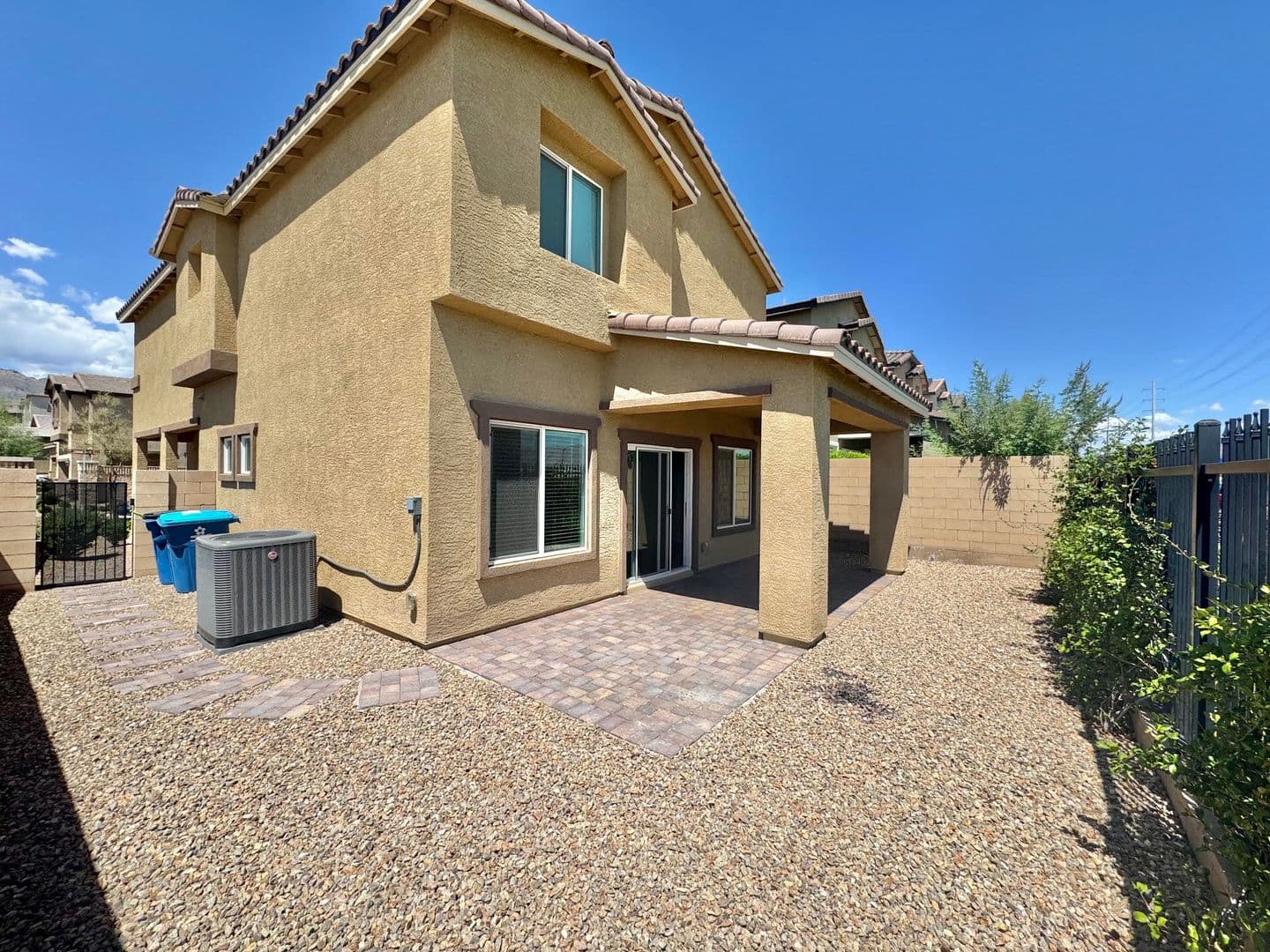 Las Vegas House: 7020 Colonial Ranch St