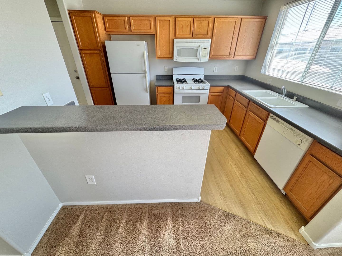 Henderson House: 833 Aspen Peak Loop #2126
