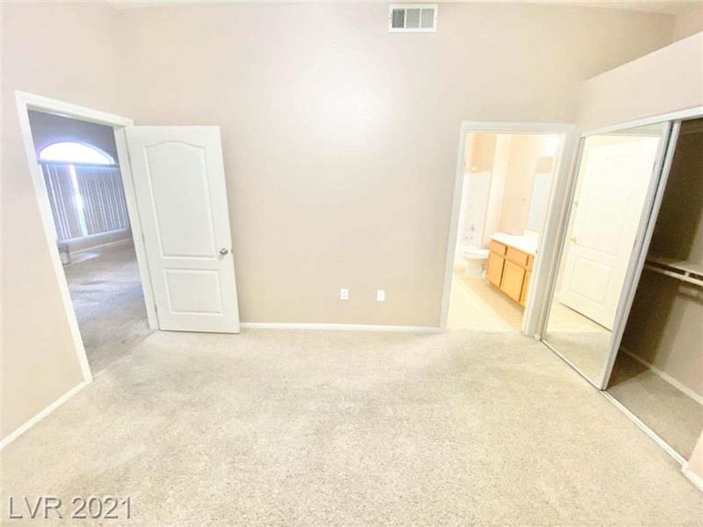 Henderson House: 700 Carnegie St. #1412