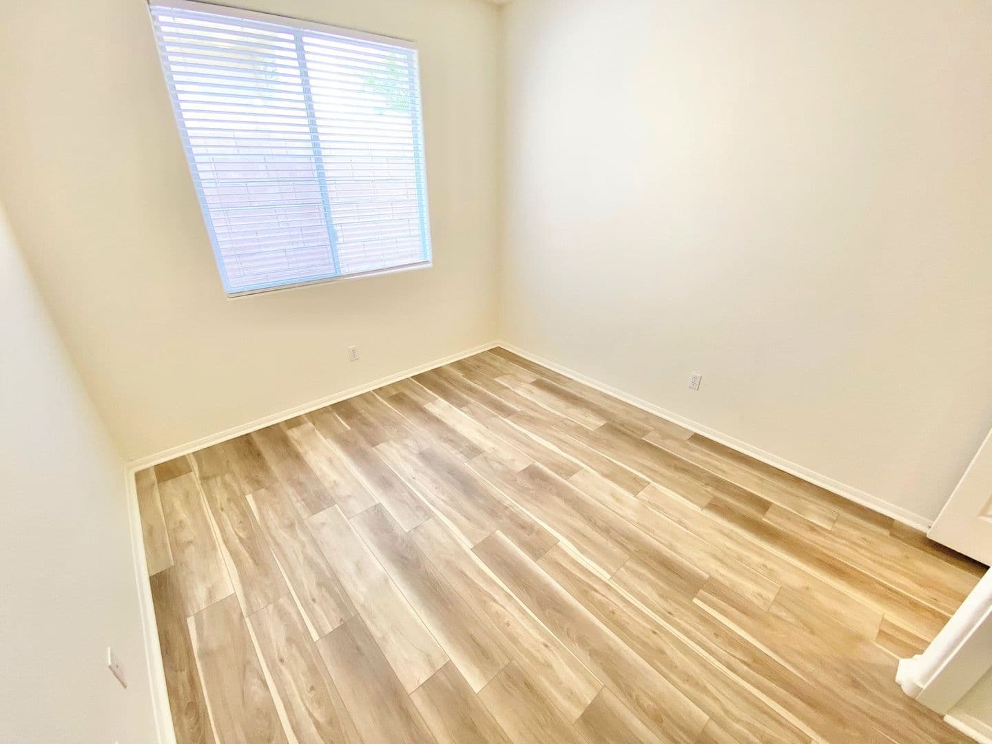 Las Vegas House: 208 Depaul Court