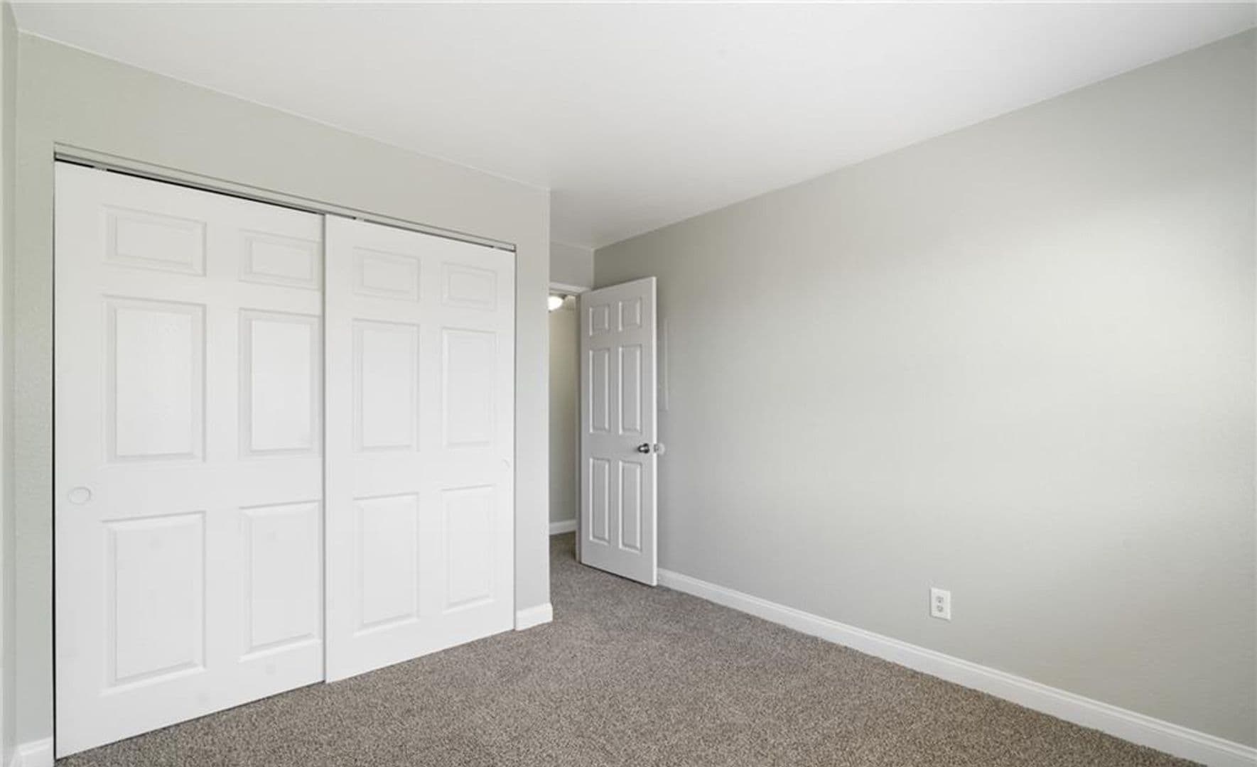 Las Vegas House: 2750 S. Durango Dr #2061