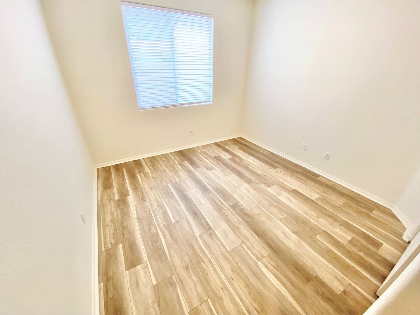 Las Vegas House: 208 Depaul Court