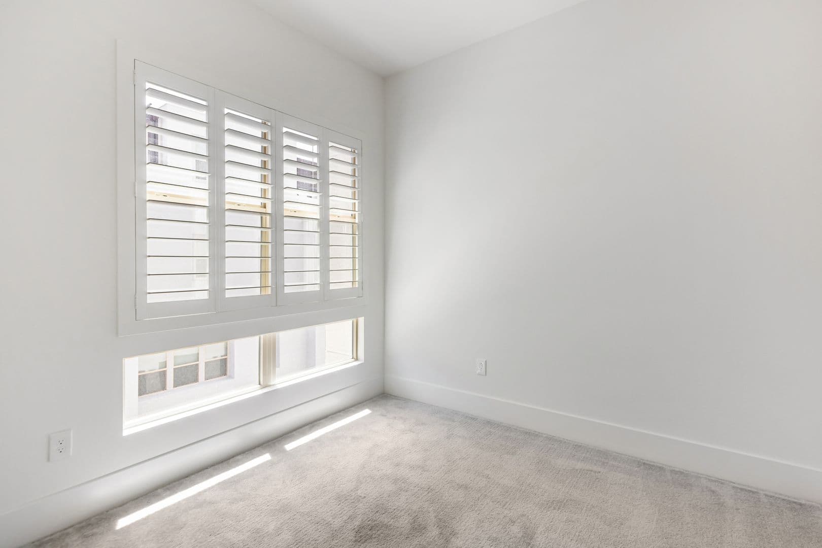Las Vegas House: 647 Spotted Falcon St