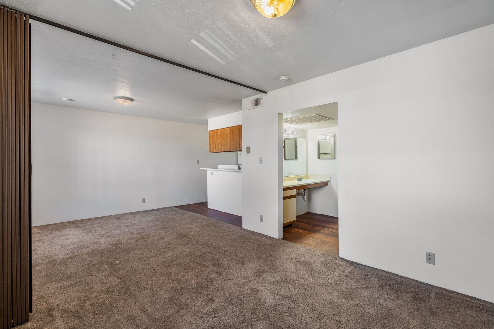 Albuquerque Apartment: 5851 Anderson Ave SE