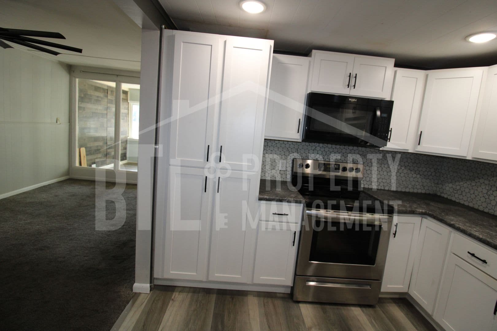 Rockaway Beach Apartment: 144 Recreation Ave.