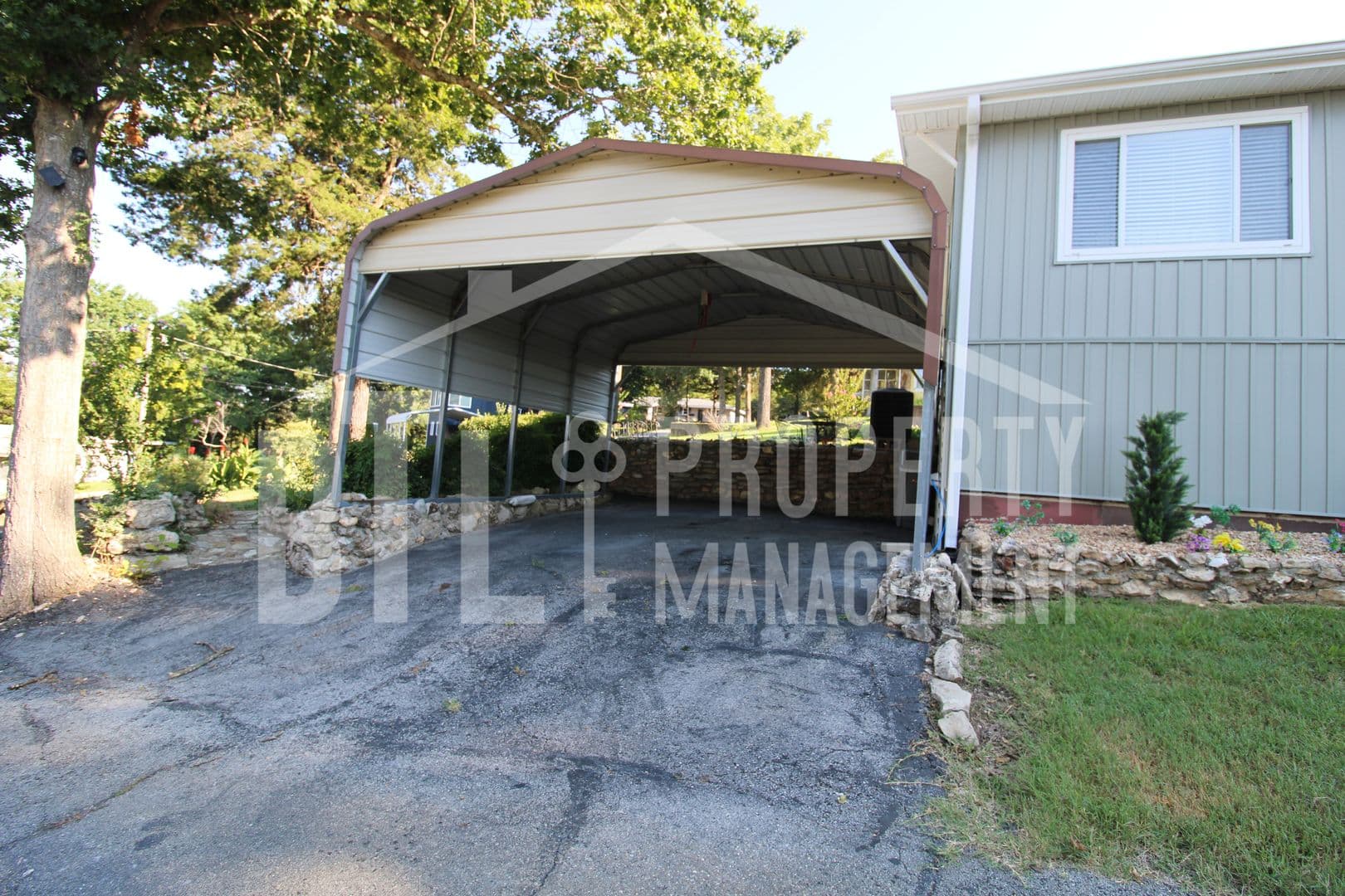 Cape Fair House: 12 Lakehaven Drive