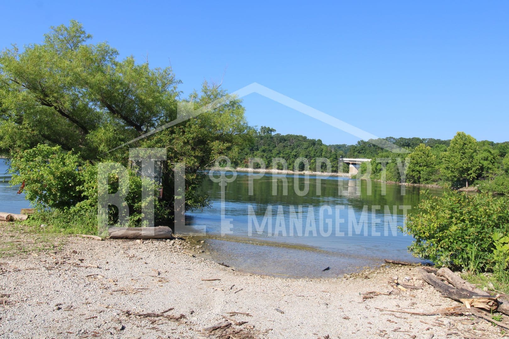 Cape Fair House: 12 Lakehaven Drive
