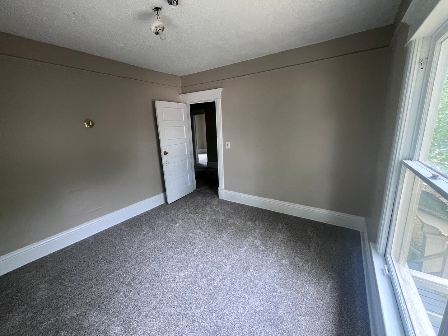 Wichita House: 204 S Osage