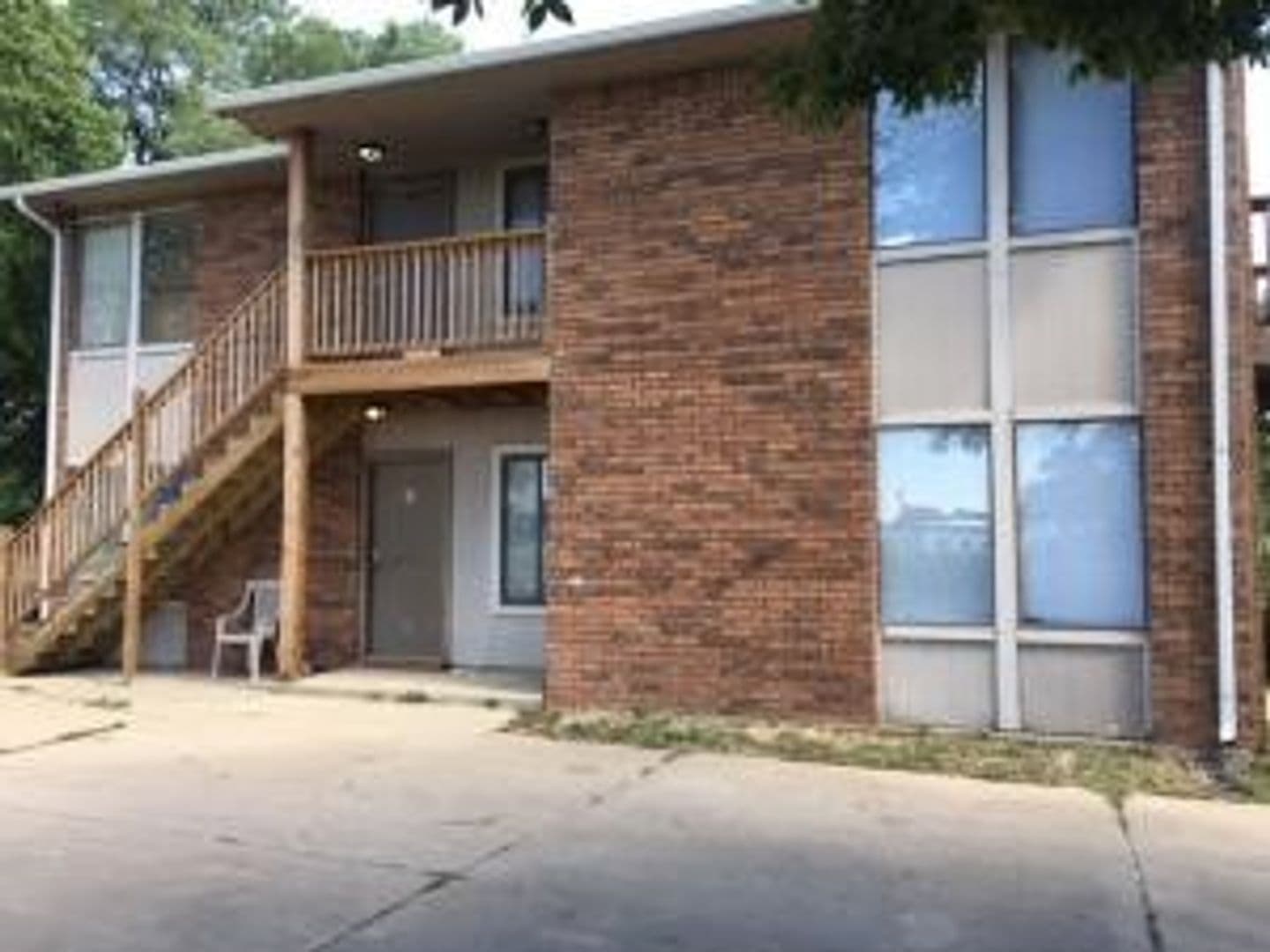Wichita Apartment: 502 W Zimmerly