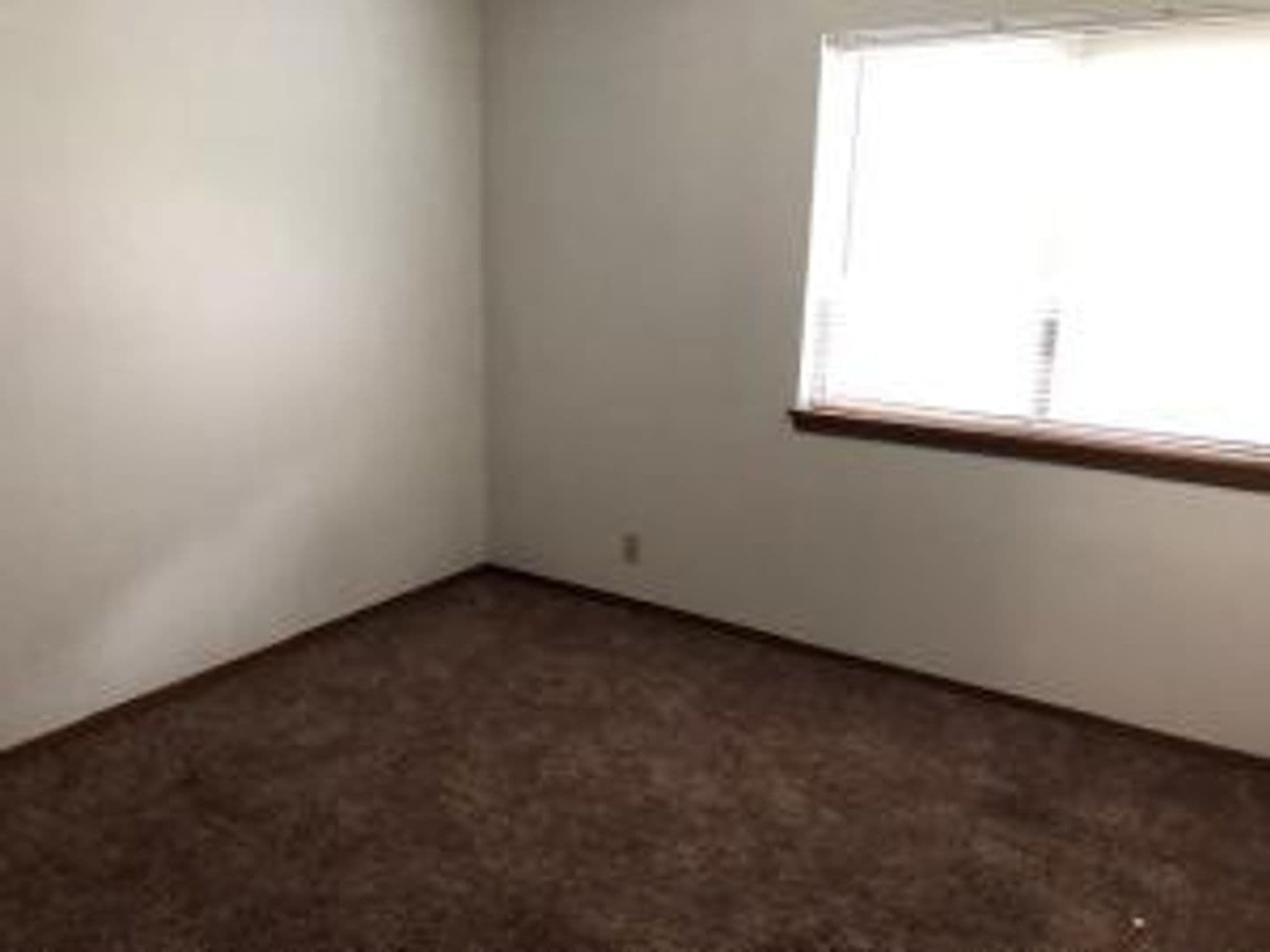 Wichita Apartment: 502 W Zimmerly