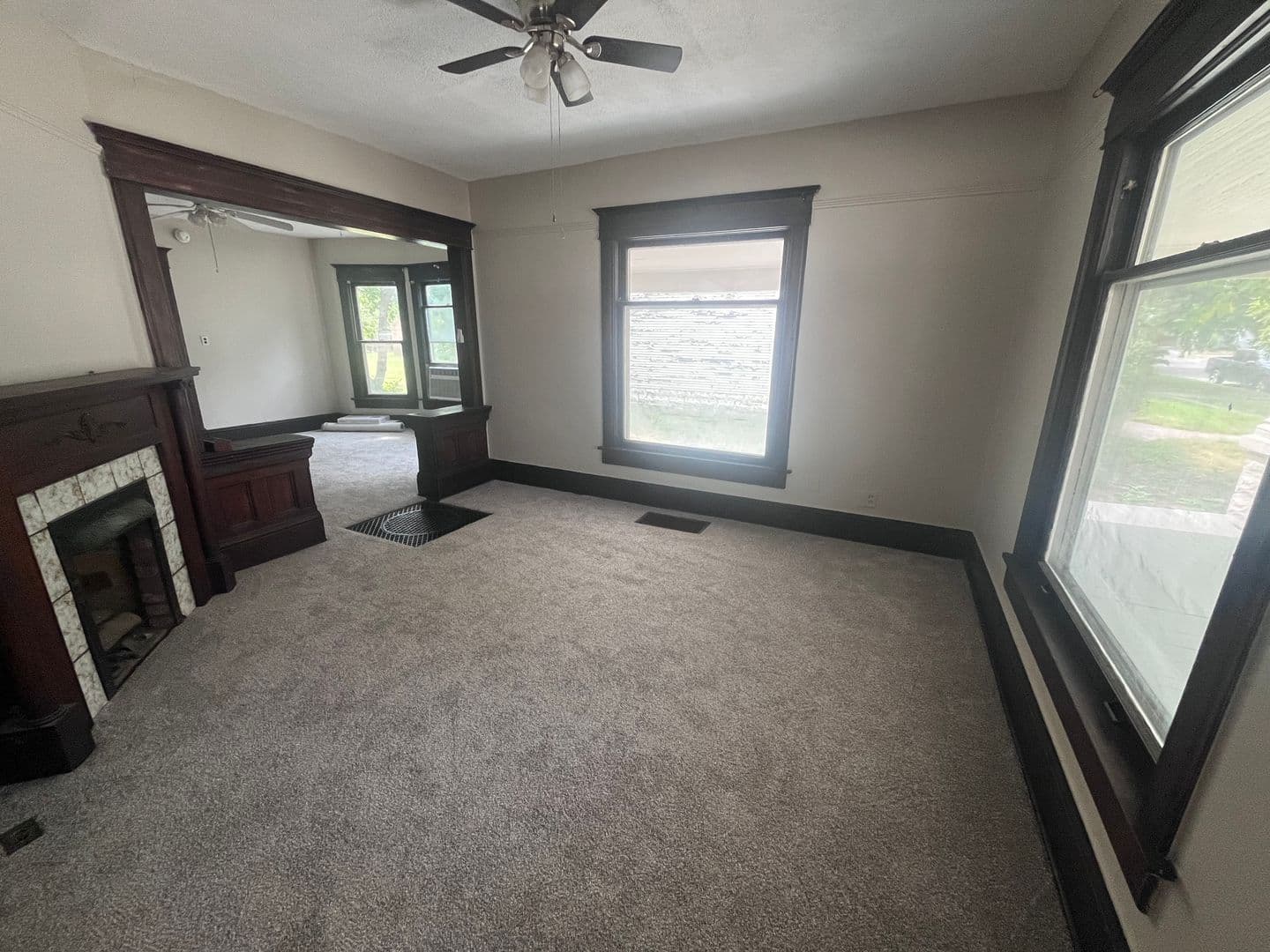 Wichita House: 204 S Osage