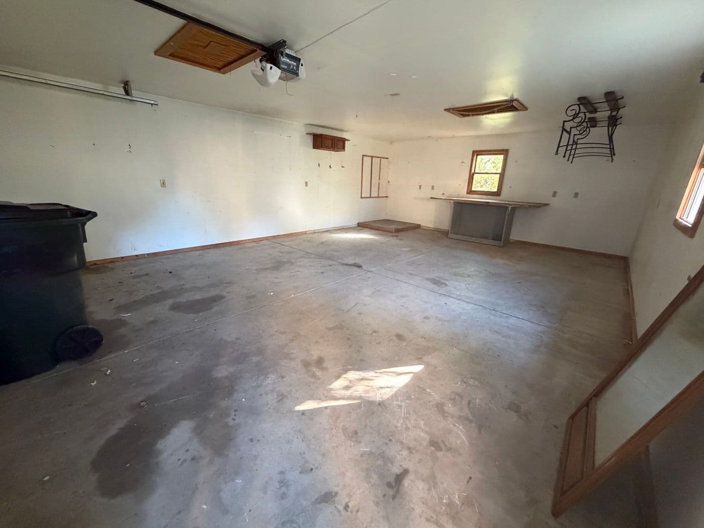 Haysville House: 220 Sunset