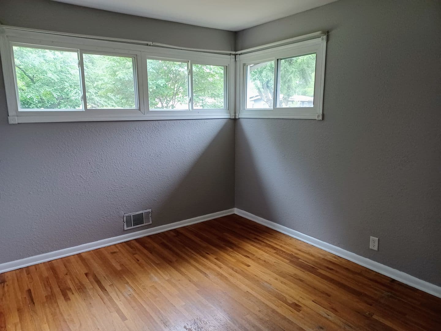 Park City House: 1419 E Beaumont Dr.