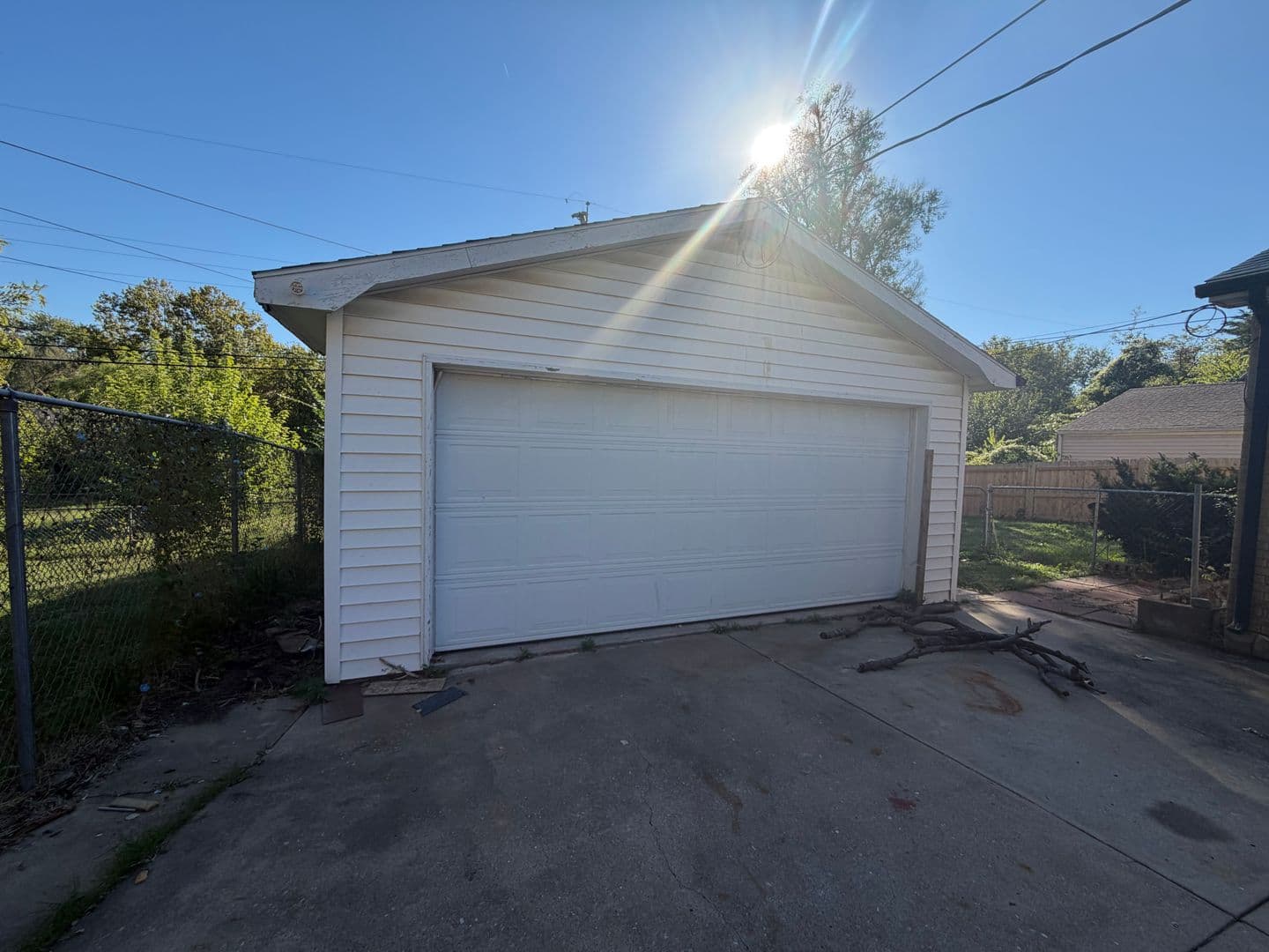 Haysville House: 220 Sunset