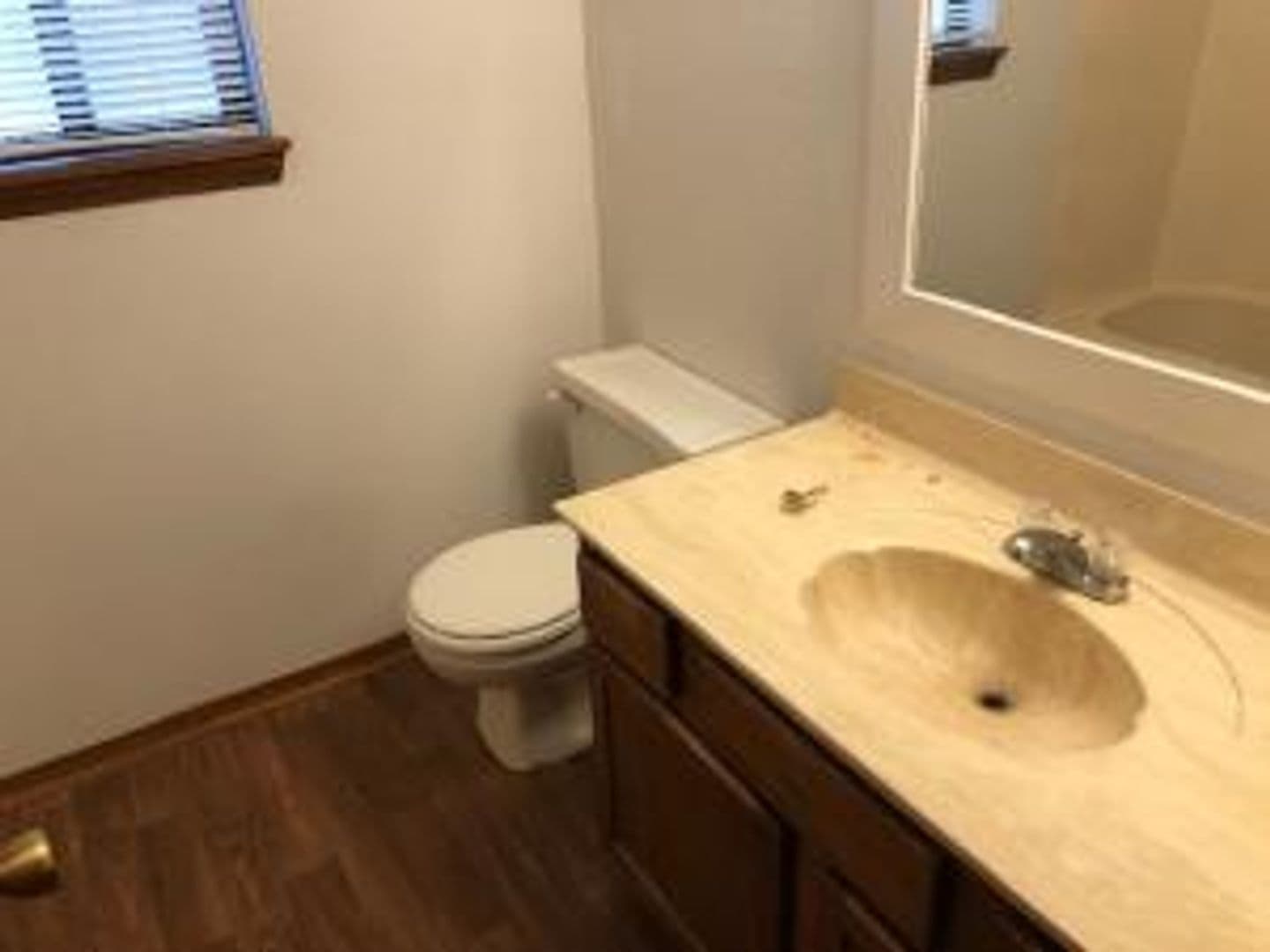 Wichita Apartment: 502 W Zimmerly