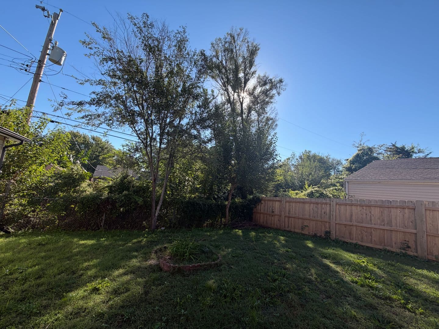 Haysville House: 220 Sunset