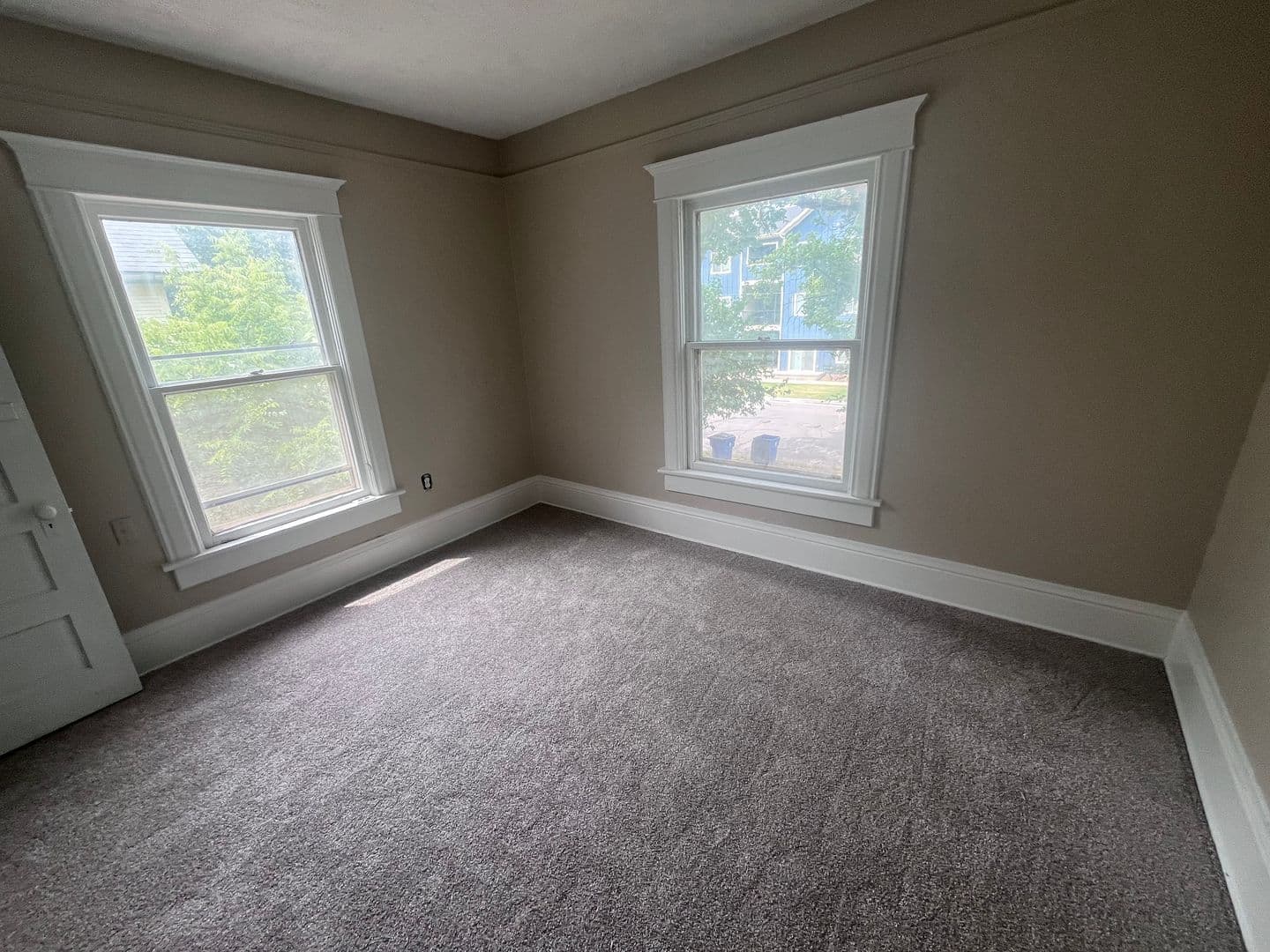 Wichita House: 204 S Osage