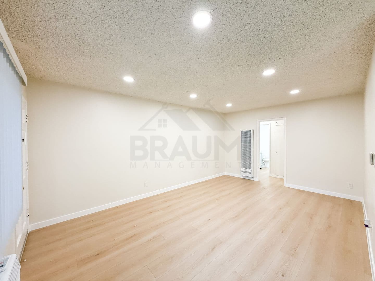 NORTHRIDGE Apartment: 18350 NAPA STREET