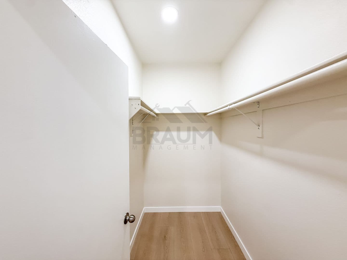 NORTH HOLLYWOOD Apartment: 11459 COLLINS ST