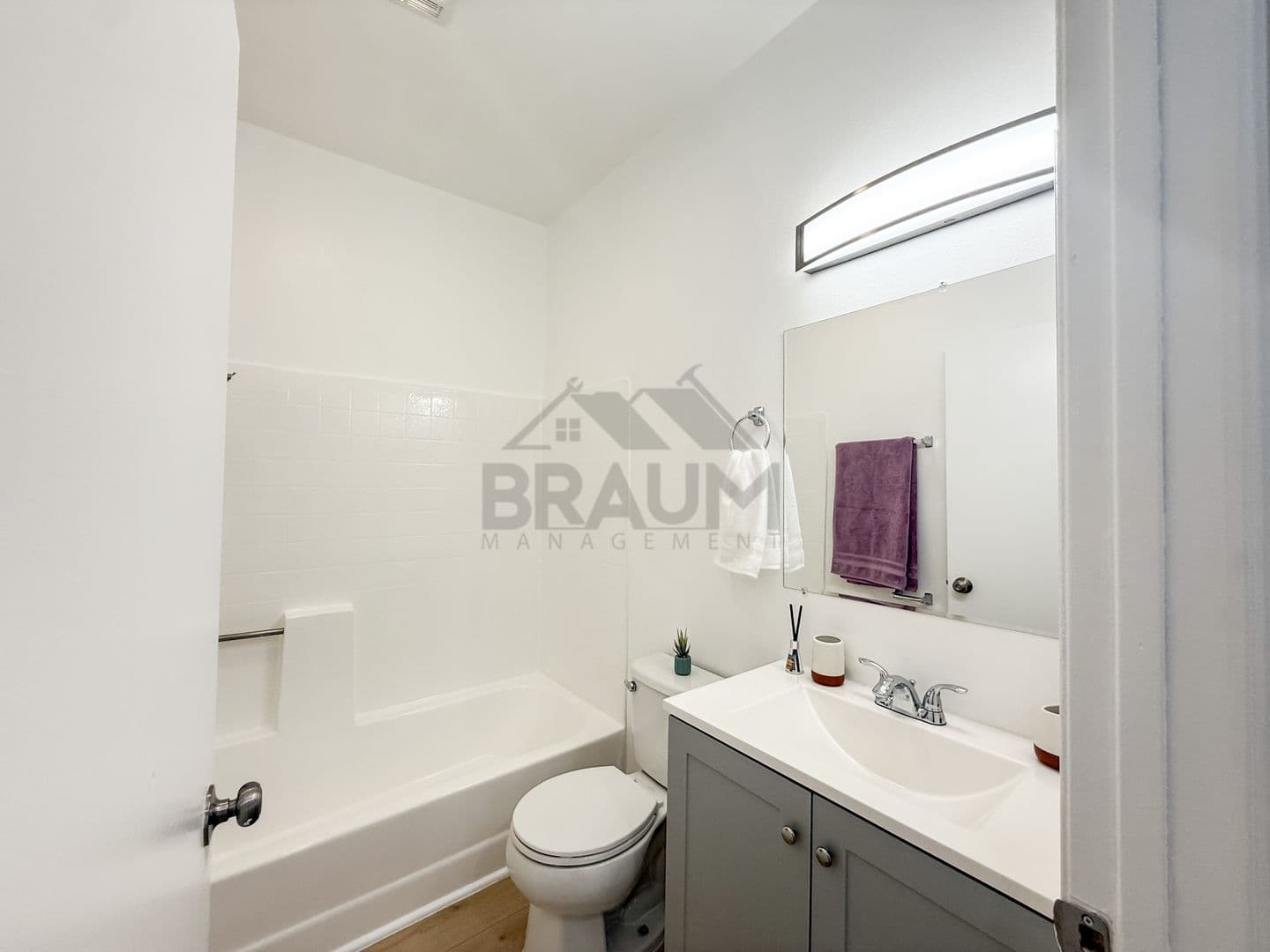 NORTH HOLLYWOOD Apartment: 11459 COLLINS ST