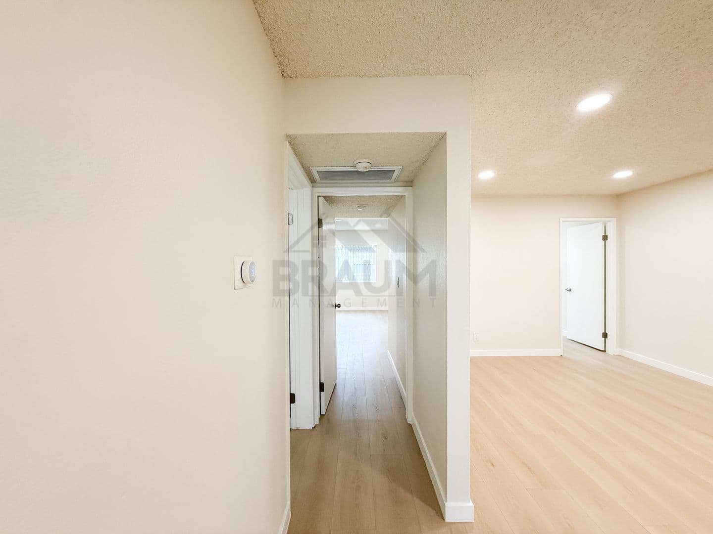 SHERMAN OAKS Apartment: 4638 TILDEN AVE