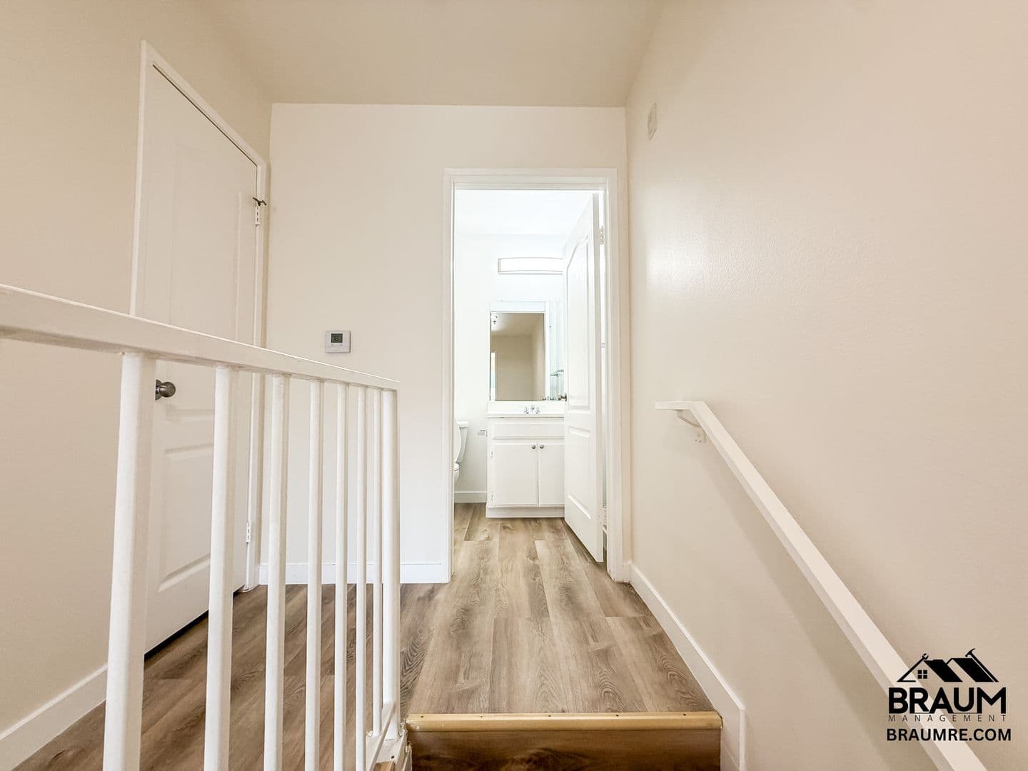 WINNETKA Apartment: 7323 WINNETKA AVENUE