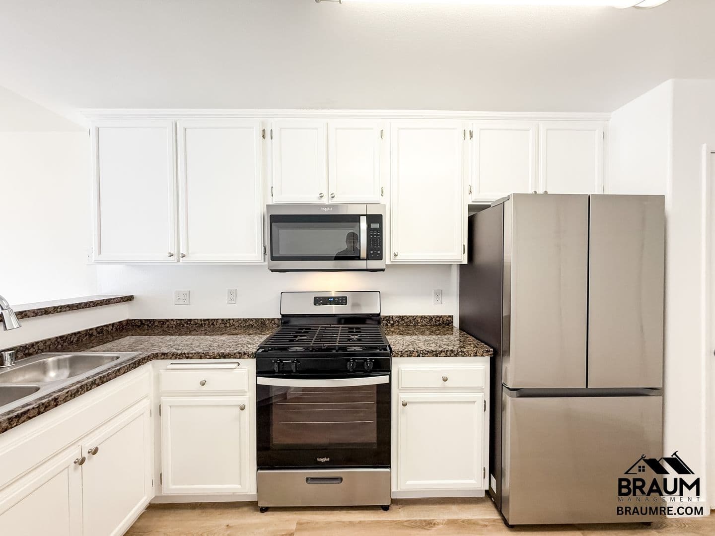 WINNETKA Apartment: 7323 WINNETKA AVENUE