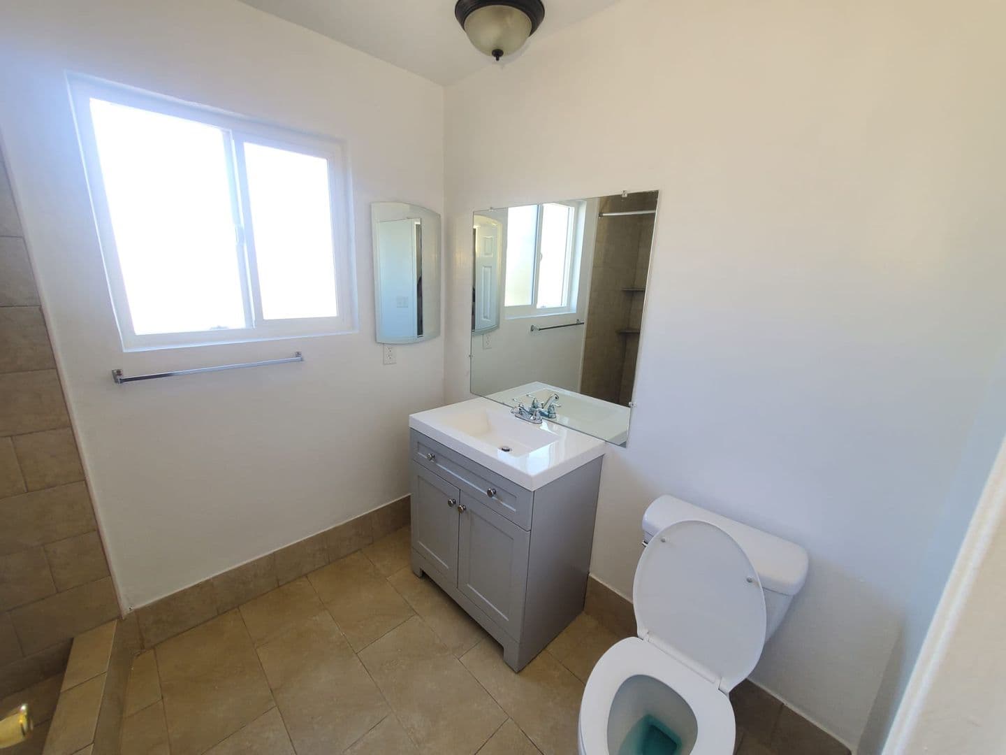 NORTH HOLLYWOOD Apartment: 6039 WHITSETT AVE.
