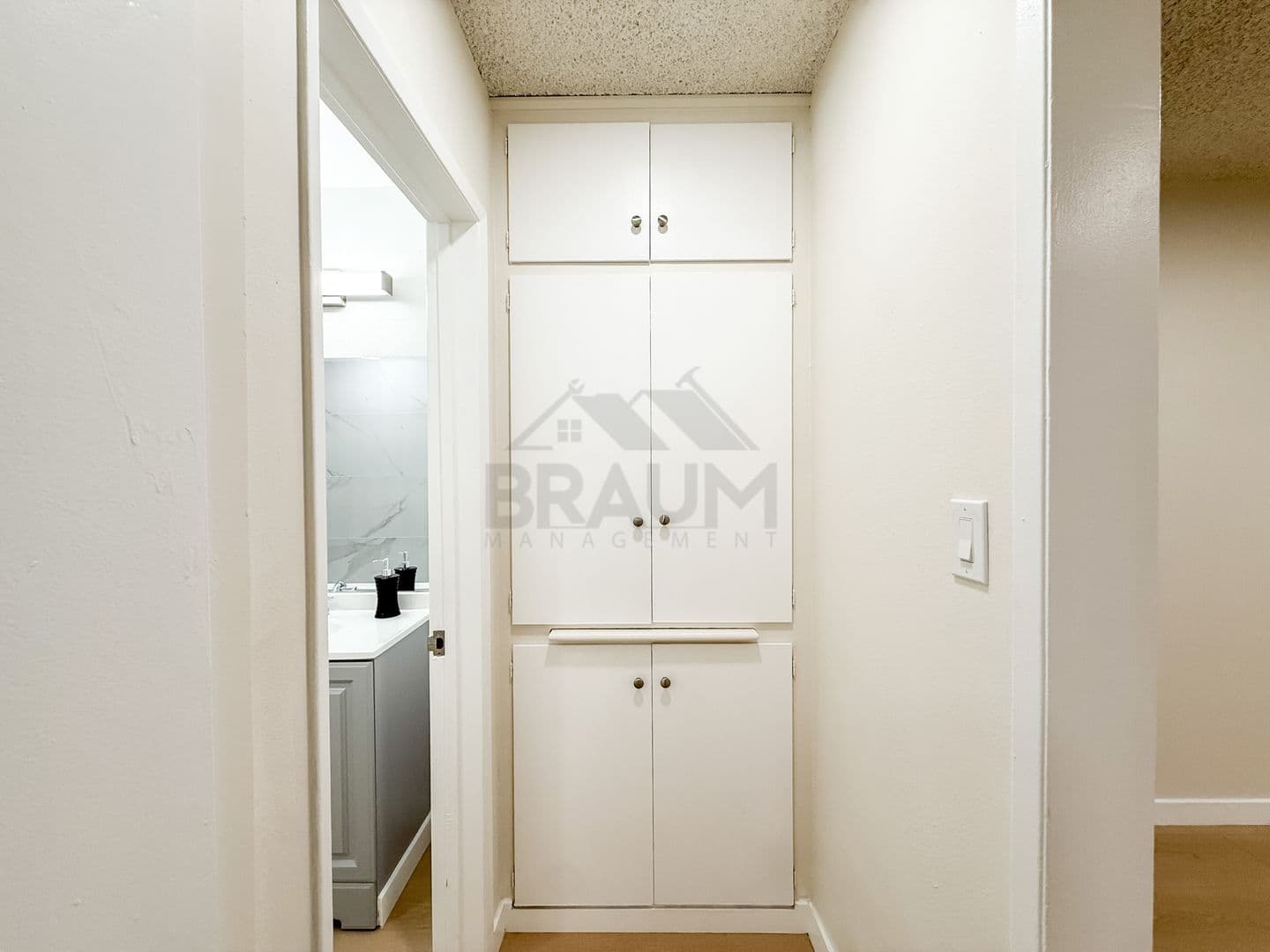 NORTHRIDGE Apartment: 18350 NAPA STREET