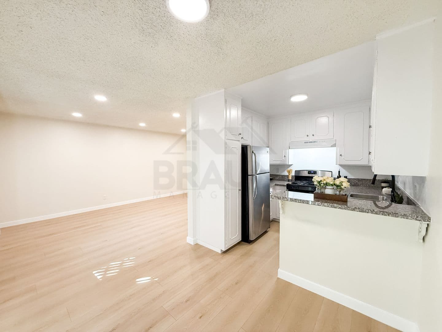 NORTHRIDGE Apartment: 18350 NAPA STREET