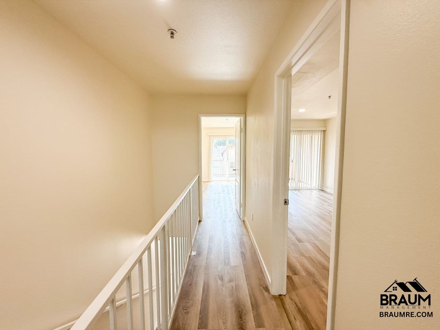 WINNETKA Apartment: 7323 WINNETKA AVENUE