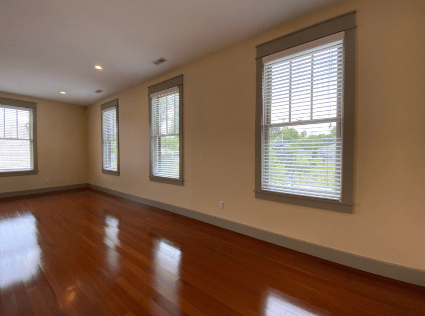 Bloomington Apartment: 235 W. Dodds Street