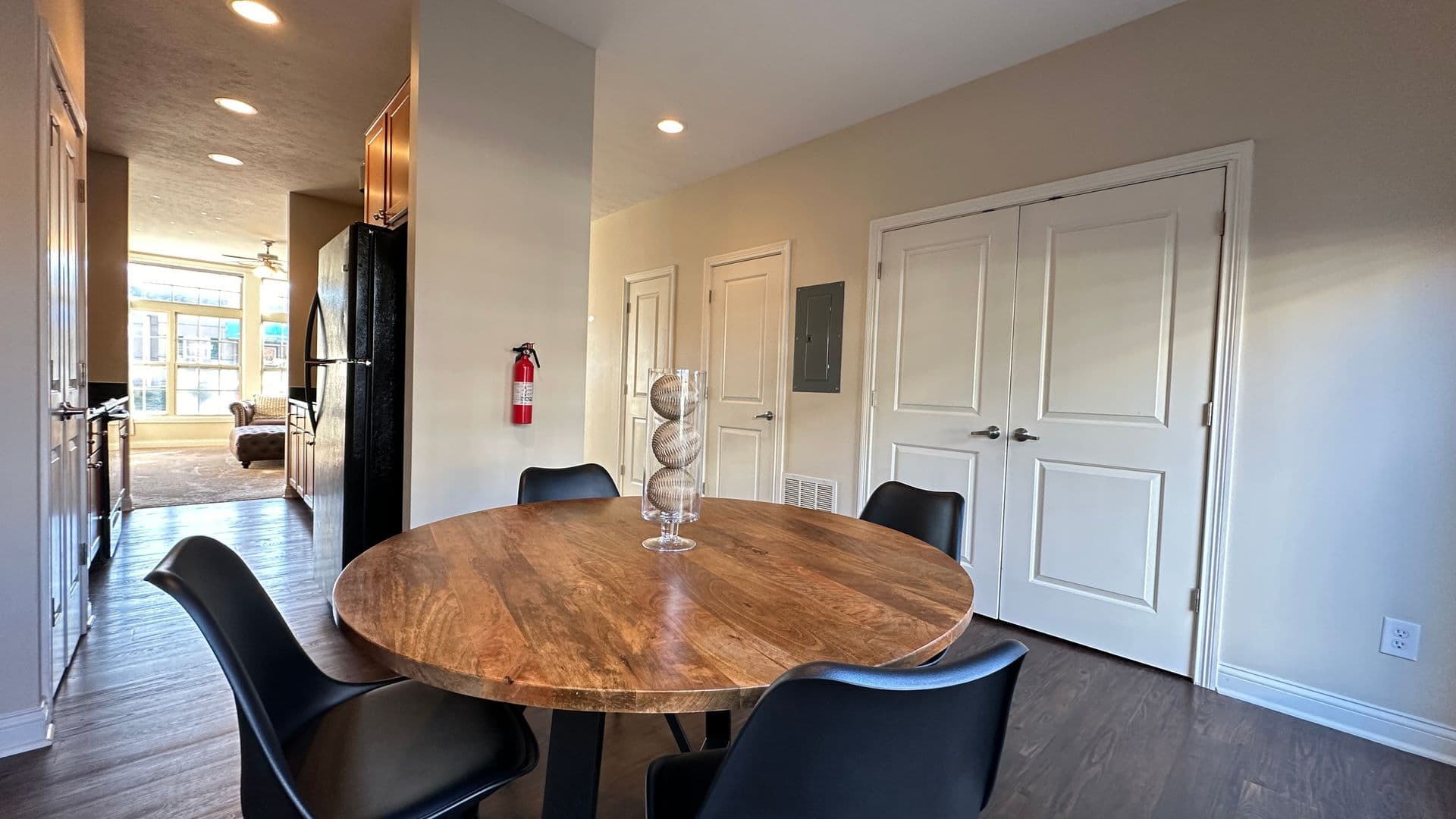 Bloomington Townhome: 360 S. Washington St