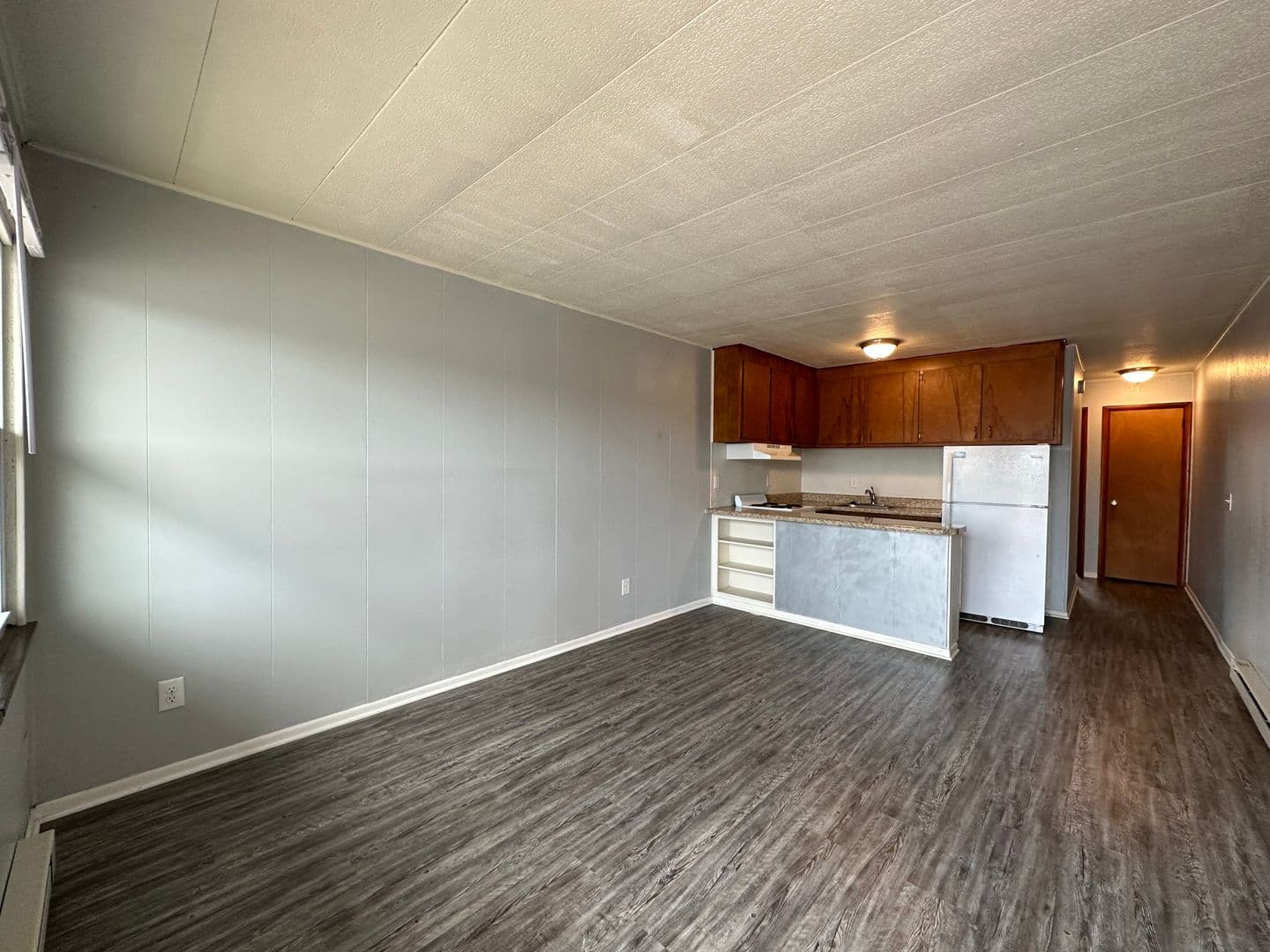 Bloomington Apartment: 1211 W 2nd St