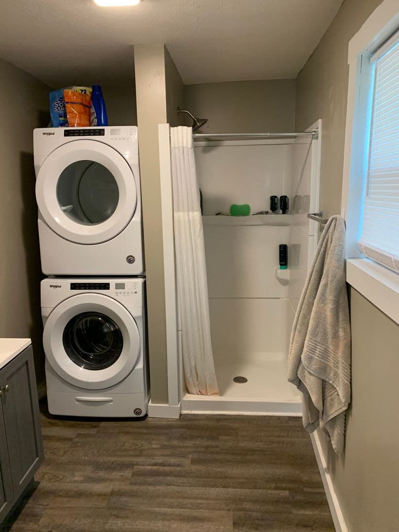 Bloomington Apartment: 221 E. 16th St