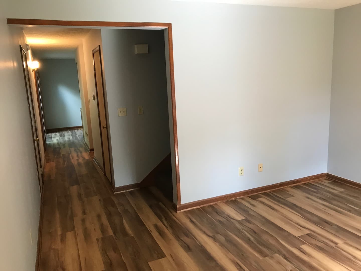 Bloomington House: 601 S. Park Square Dr